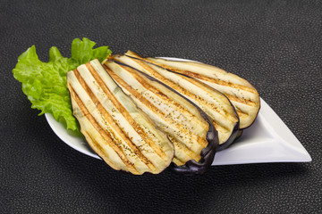 Grilled eggplant in the bowl