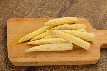 Raw baby corn