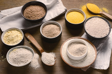 Obraz na płótnie Canvas Different types of baking flour