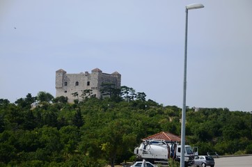 Croatie: vue sur la forteresse de Senj