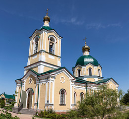 Fototapeta na wymiar St. Nicholas Church in Koltsovo