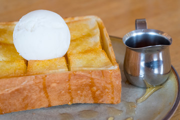 Toast bread with ice cream and honey