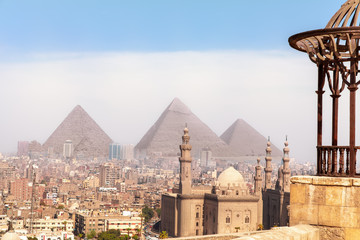 Egypt world known sights, view on the Pyramids of Giza and the Mosque of Cairo - obrazy, fototapety, plakaty