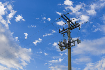 The electric power pole and the blue sky