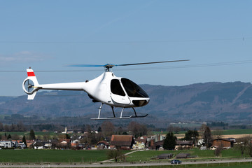 Helikopter im flug