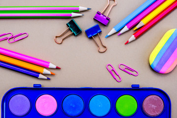 Naklejka premium Back To School Pencils and Paint Box