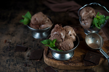 Chocolate cream ice cream in a cream bowl