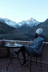 a breakfast with a Mountain View