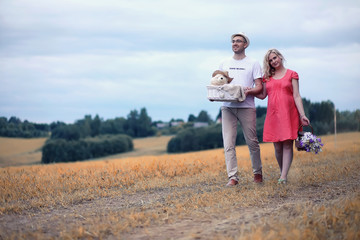 Fototapeta premium Autumn young pregnant girl on a date