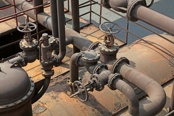 oxidize pipeline in abandoned factory