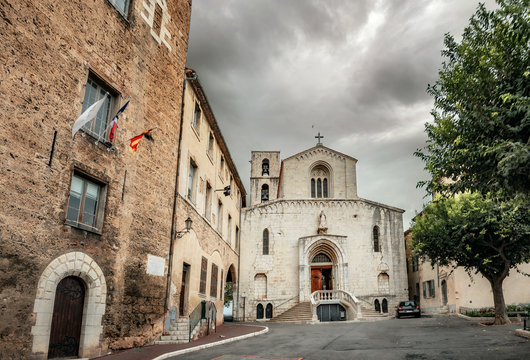 Fototapeta Cathedral of Notre Dame du Puy in Grasse. Provence, France