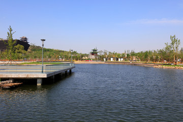 Fototapeta na wymiar South Lake Park scenery in Tangshan, China