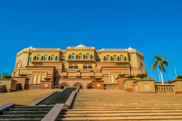 Obraz premium Majestic and Palatial beach front hotel known as Emirates Palace in Abu Dhabi UAE