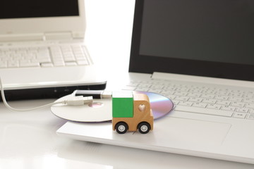 パソコン　データ　移行