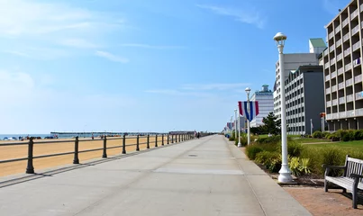 Photo sur Plexiglas Descente vers la plage Virginia Beach Boardwalk
