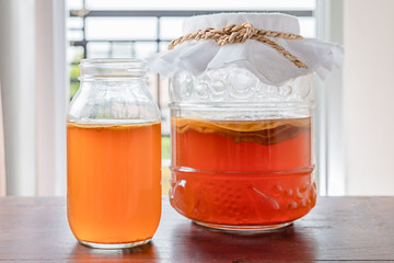 glass of kombucha tea