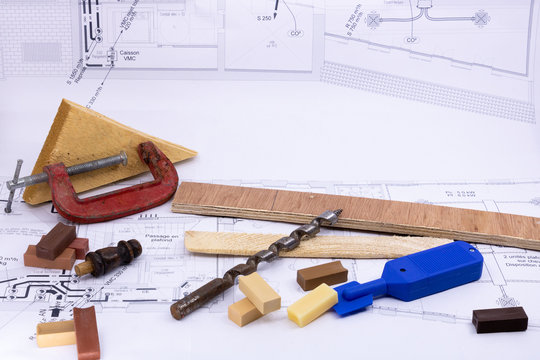 Menuiserie, &eacute;b&eacute;nisterie, marqueterie pour professionnels du BTP et vente de mat&eacute;riel de bricolage