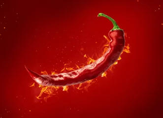 Gordijnen Red hot chili peper met vlammen. © dmytro_khlystun