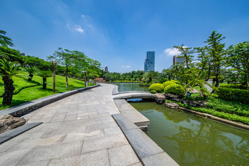 Naklejka premium Scenery of Lake View in Qiandeng Lake Park, Foshan City, Guangdong Province, China