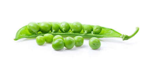 Green peas isolated on white background. full depth of field