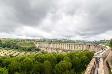 Fototapeta na wymiar Aqueduct in Portugal