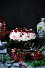 Gooseberry Pavlova..Style vintage