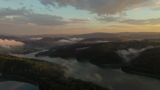 Bieszczady- jezioro solina- ujęcie lotniczne 4 K arri