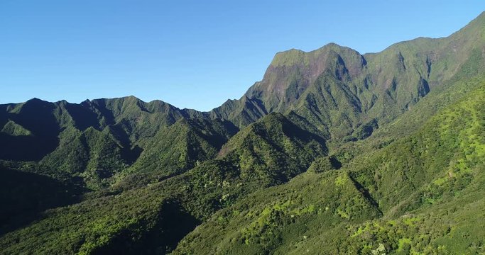 The Iao Valley in West Maui, Hawaii 
