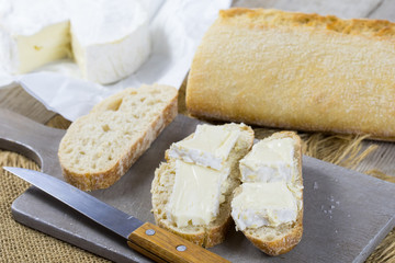 tartine de camembert