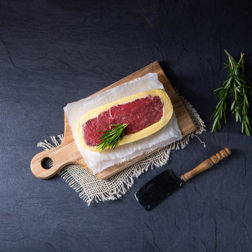 Steaks matured in butter refined with sea salt