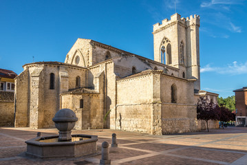 Fototapeta premium View at the Church of San Miguel in Palencia - Spain