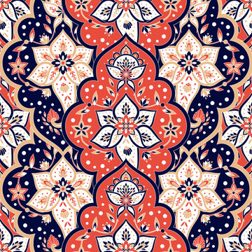 Indian paisley pattern vector seamless. Arabesque border floral medallion print. Ethnic vintage flower motif ornament. Turkish design for muslim woman scarf, wallpaper, curtain, blanket textile.