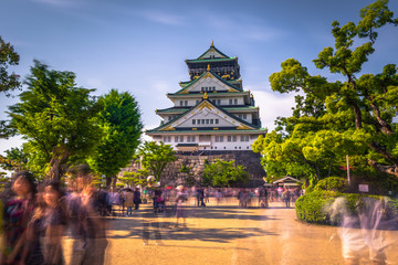 Obraz premium Osaka - June 01, 2019: The castle of Osaka in Osaka, Japan