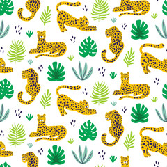 Vector leopard and tropical leaves jungle animal seamless pattern © Artrise Stocker