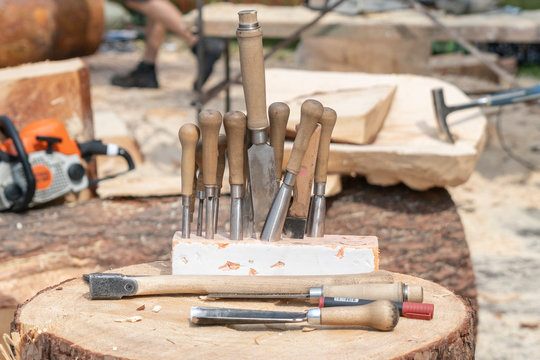 tools for wood carving close-up
