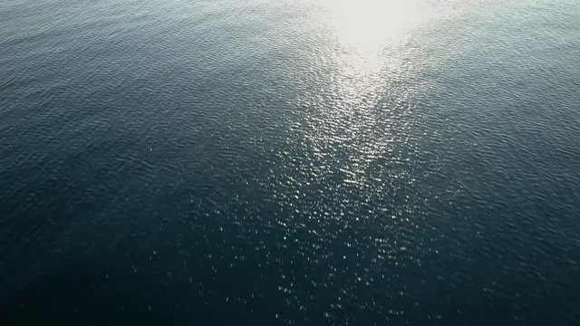 4K 空撮動画 Drone 鎌倉の青い海