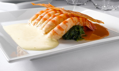 Camarones con mahonesa.  Shrimp with mayonnaise