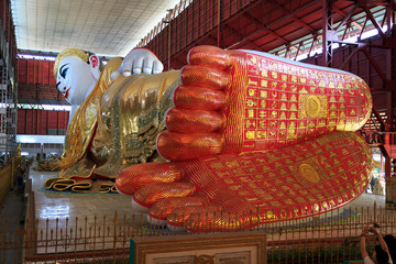 Liegender Buddha