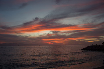 Mar y cielo de fuego