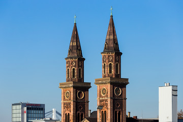 Fototapeta na wymiar Ludwigskirche in Ludwigshafen am Rhein