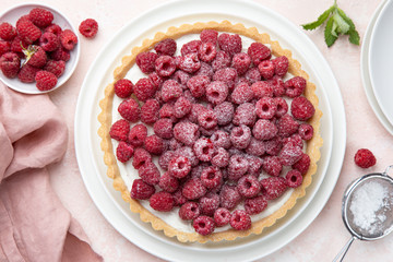 raspberry yogurt tart