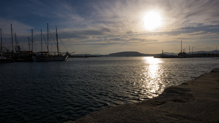Fototapeta na wymiar athen piraeus port