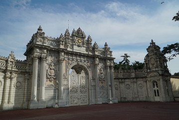 Obraz premium Istanbul Dolmabahce Palace Gate