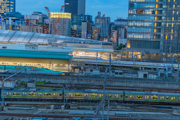 東京駅の夕景