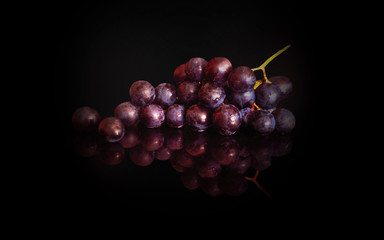 bunch of black grapes