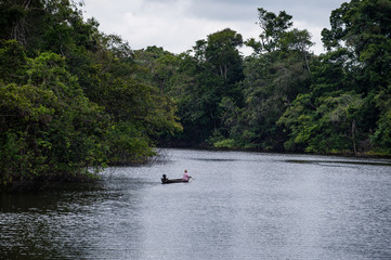 Fototapeta na wymiar Rio Inírida en Guainía en Colombia
