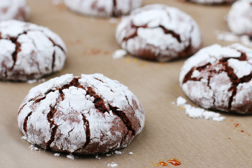 Chocolate cookies with cracks close up. dessert concept. cookies for holidayand christmas