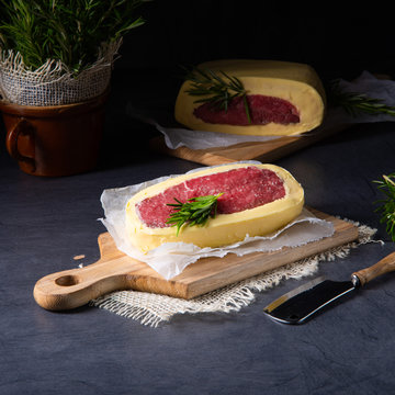 Steaks matured in butter refined with sea salt