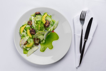 fried mushroom salad, lettuce, apple, cucumber and avocado seasoned with basil sauce