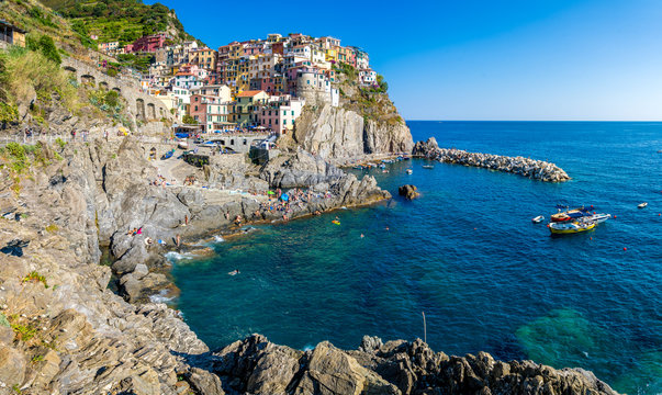 Manarola Italy is a small town, a frazione of the the province of La Spezia, Liguria, northern Italy. It is the second-smallest of the famous Cinque Terre towns